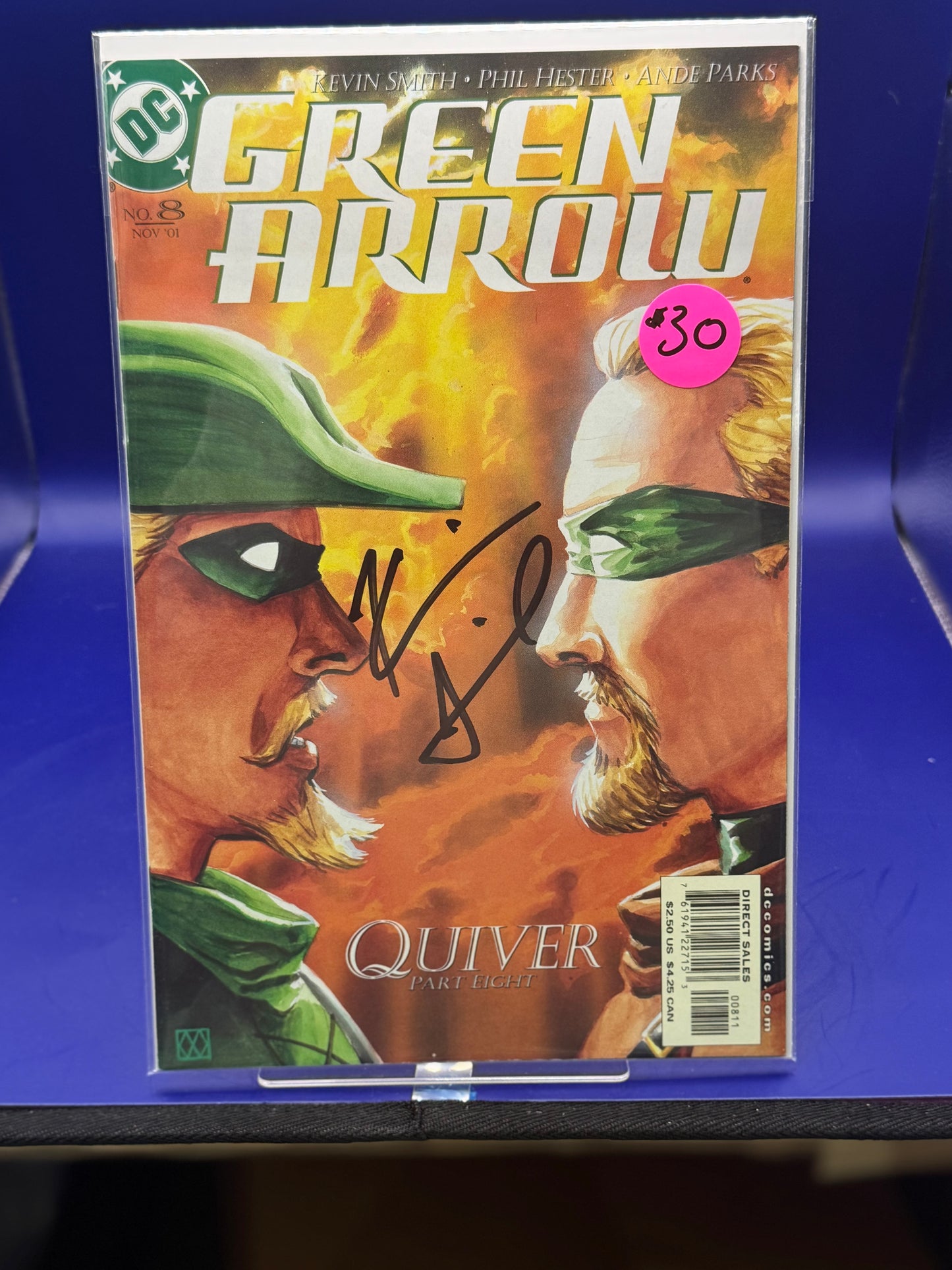 Green Arrow #8 (Signed by Kevn Smith)
