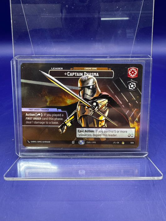 Captain Phasma - Chrome Dome (SHOWCASE) #1006