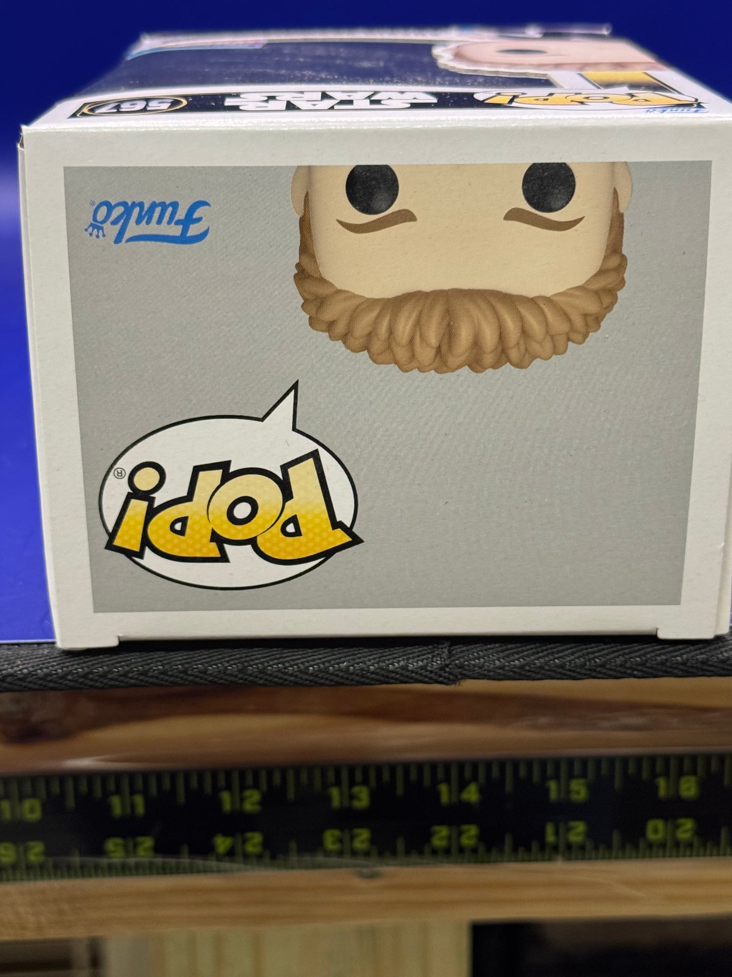 Funko Pop! Anakin Skywalker With Lightsabers #567 - Fall Con 2022