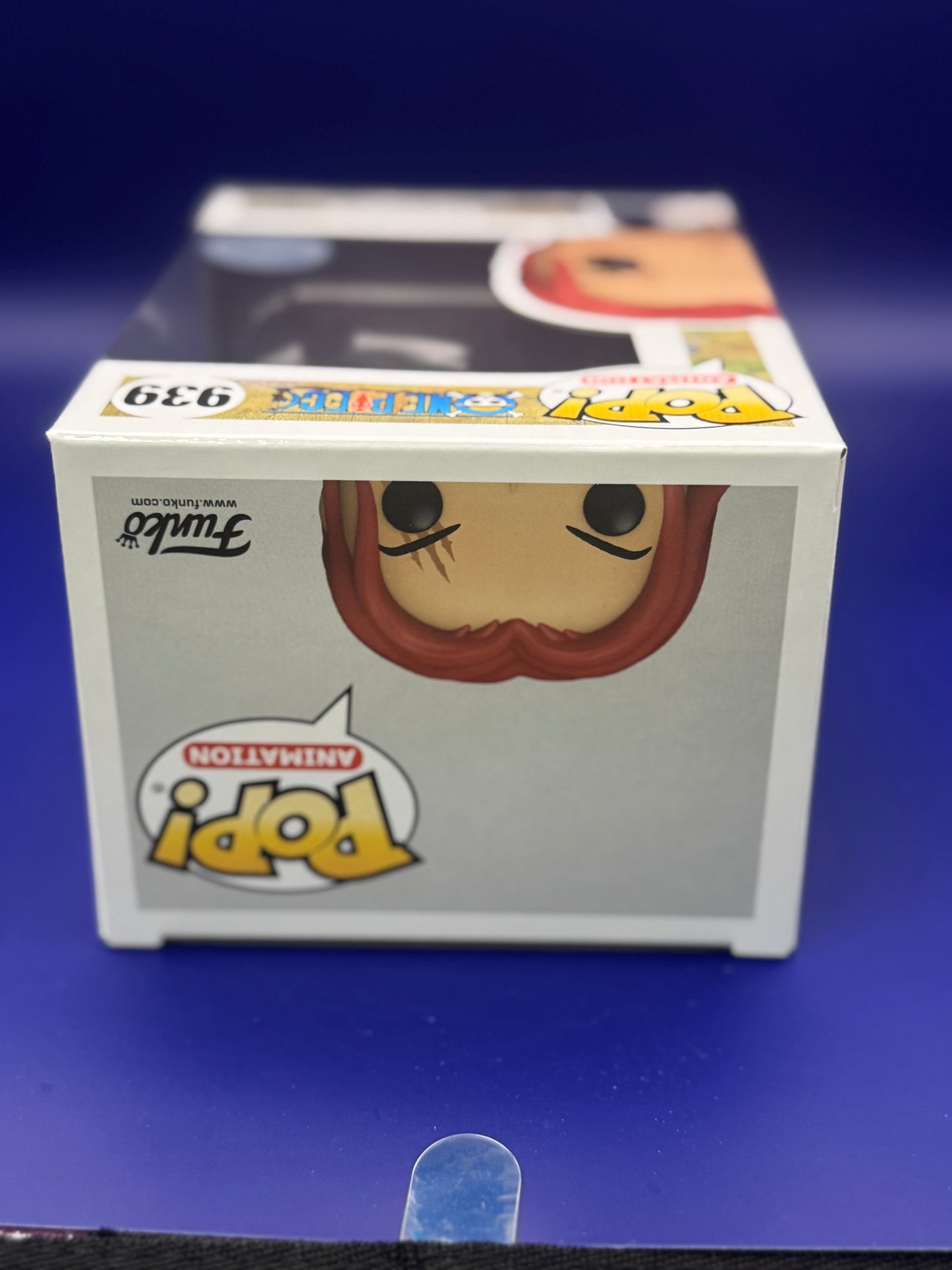 Funko Pop! Shanks 939 Special Edition (Silver & Blue) Sticker w/ hard protector