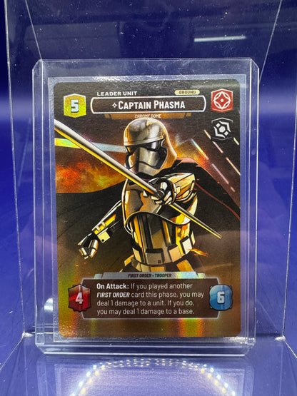 Captain Phasma - Chrome Dome (SHOWCASE) #1006