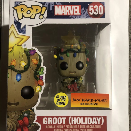 Funko Pop Marvel Groot Holiday Glows In Dark Edition Ship with Protector - 530